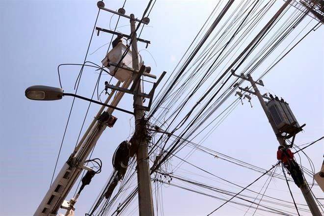 Acusan a CFE de cortar servicio pese a pandemia