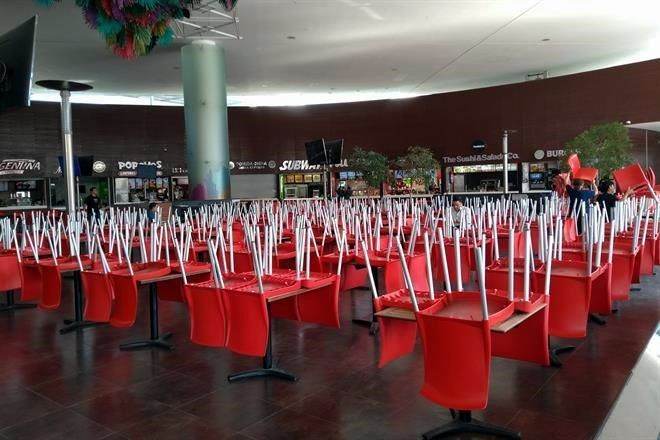 Desafían semáforo rojo y hoy abren restaurantes