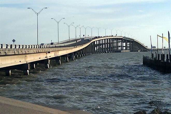 Retoma la Isla toque de queda