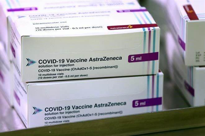 Arranca GB aplicación de vacuna de AstraZeneca