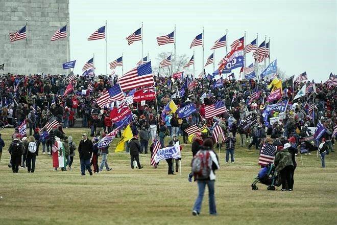 Se congregan trumpistas cerca de Casa Blanca