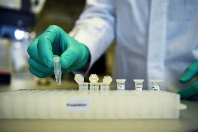 Esperan el 18 de enero primer lote de AstraZeneca