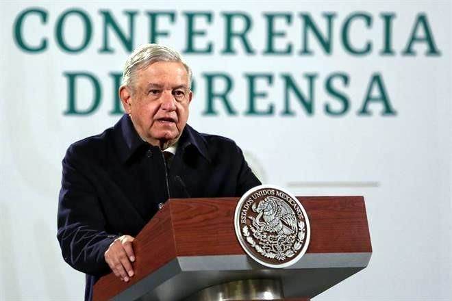 Calló Córdova sobre fraudes, hoy quiere silenciarnos.-AMLO
