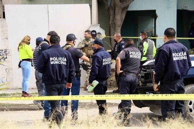 Hallan 17 bolsas con restos humanos en Tlajomulco, Jalisco