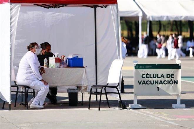 Impugna Ssa orden para cambiar plan de vacunación