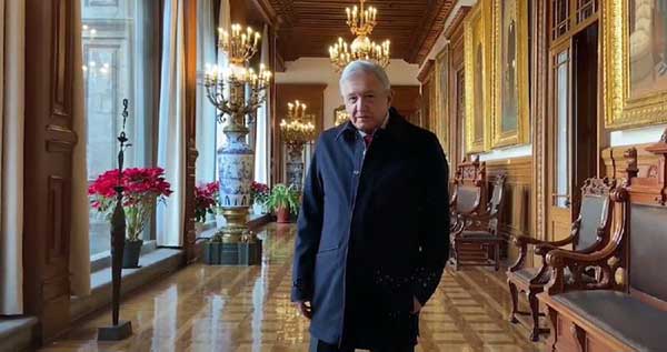 Reaparece AMLO; agradece y aclara
