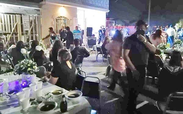 Dispersan boda con 150 invitados