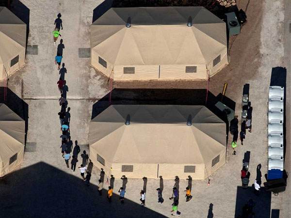 Corte de EU avala expulsar a niños migrantes no acompañados