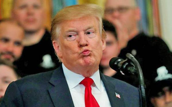 Twitter suspende permanentemente la cuenta de Donald Trump