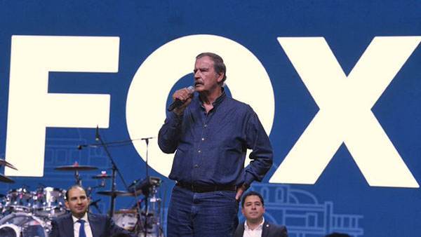 «Que se calle la chachalaca tabasqueña en las mañaneras»: Fox