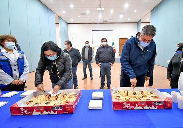 A redoblar esfuerzos: Paredes a directores