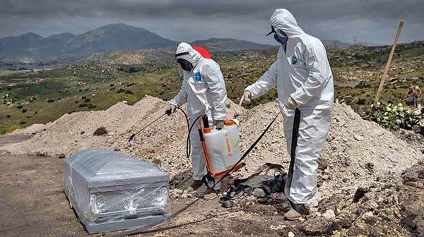 Implacable Covid; causa 15 muertes