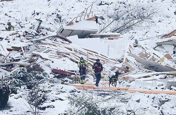 Van 3 muertos por avalancha que arrasó con caserío en Noruega
