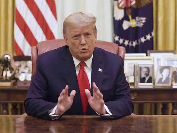 Trump pide a estadunidenses estar ‘unidos’