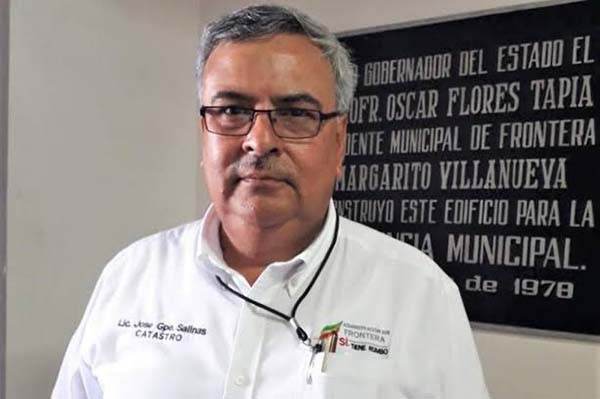 Largas filas para pagar el predial