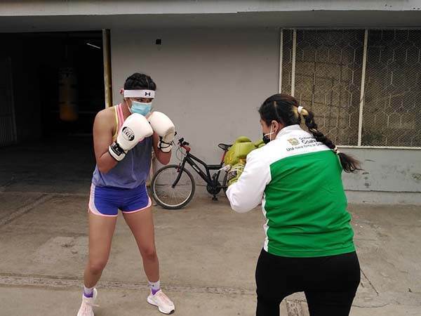 Buscan boxeadoras boleto a Olimpiadas