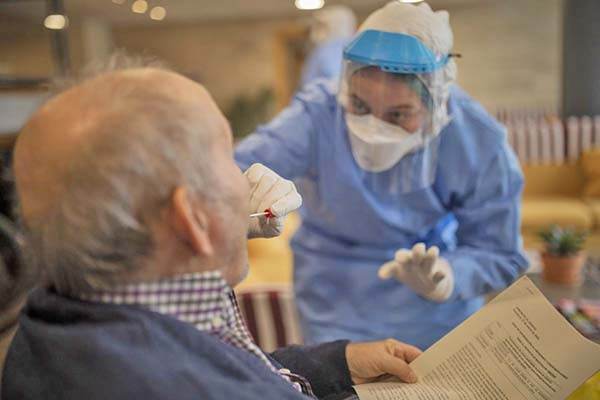 Se rompe récord de hospitalizados