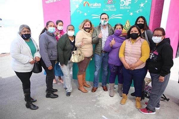Inaugura el Centro Comunitario No 25