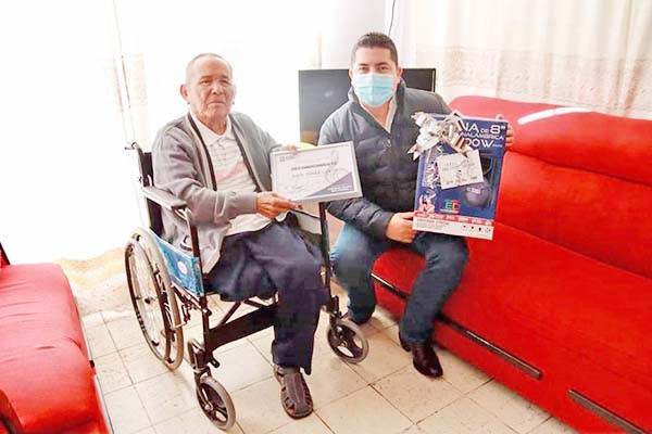 Celebra Julio Long Día del compositor