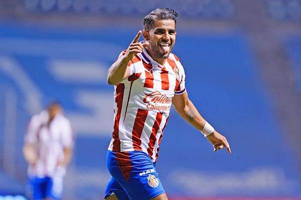 Chivas rescató el empate frente a Puebla