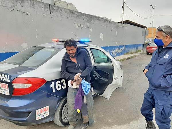 Morín se embriaga en el Pape