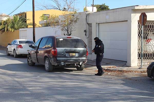 Atrabancado provoca colisión