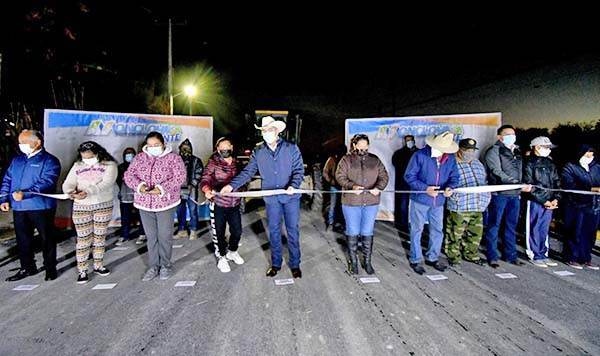 Arranca Alcalde el 2021 inaugurando pavimento