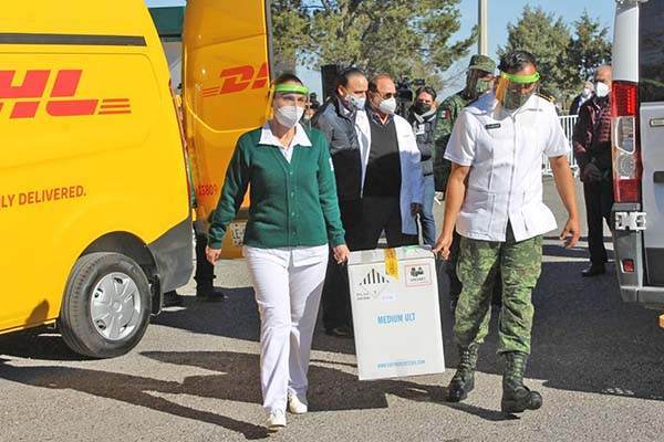 Recibe el IMSS segundo cargamento de vacunas