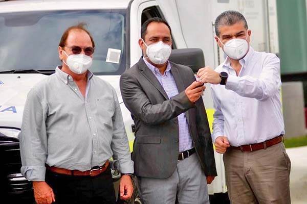 Equipa el Estado sistema de salud con 17 ambulancias