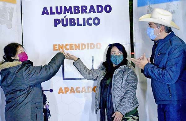 Benefician a 500 vecinos con obra de alumbrado