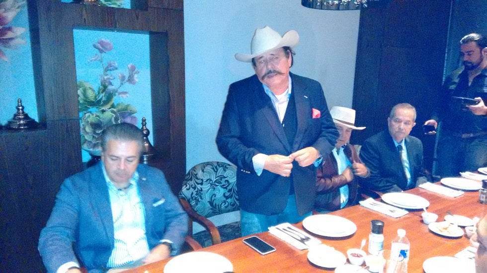Inicia reparto de candidaturas en «Juntos Hacemos Historia»