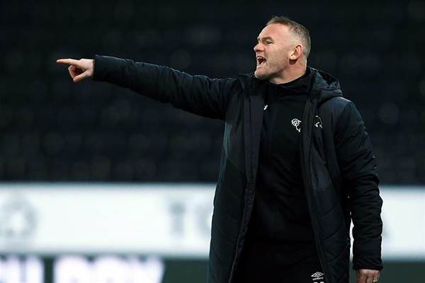 Se retira Rooney como futbolista para ser DT