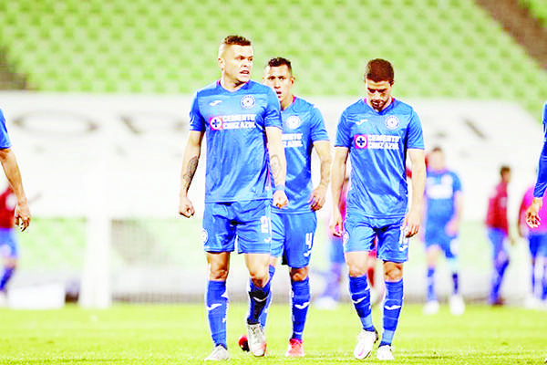Cae Cruz Azul en su debut en el Guardianes 2021