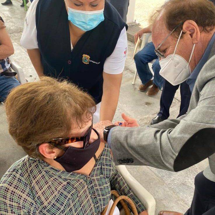 ARRANCA COAHUILA VACUNACIÓN DE ADULTOS MAYORES EN FRONTERA