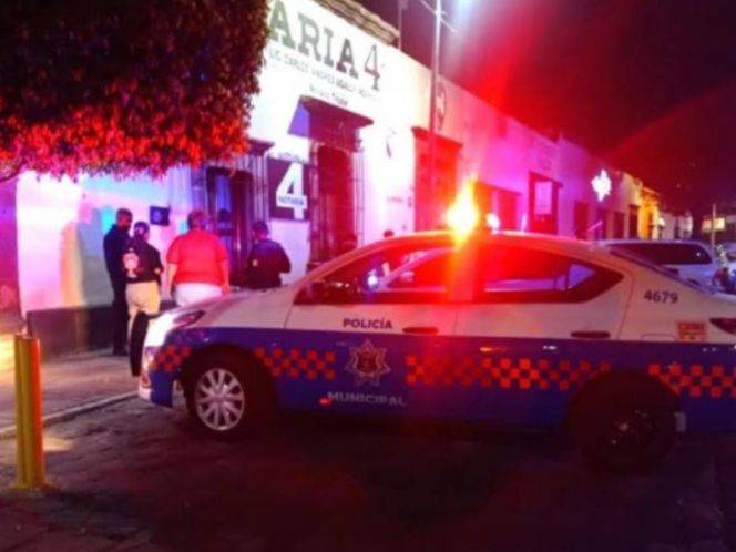 Padres golpean a su hijo y a personas que intentaron defenderlo
