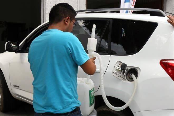 Regresa gasolina sucia y cara