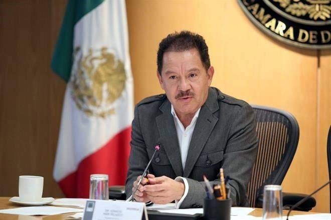 Adelanta Morena aval a reforma eléctrica