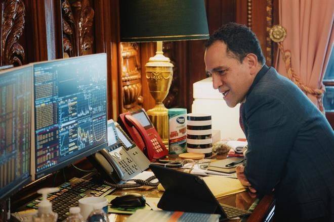 Abordan Herrera y Yellen economía y vacunación
