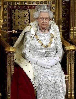 Reina Isabel II: 69 años en el trono