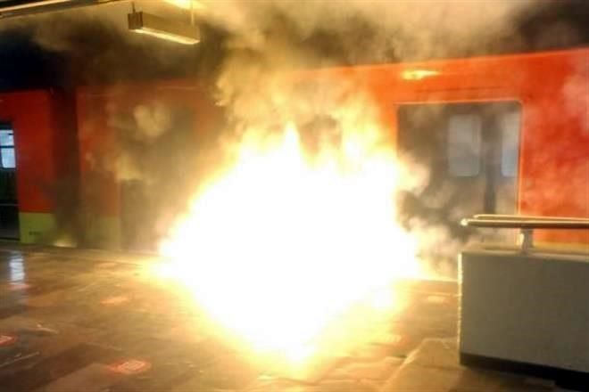 Se incendia tren en la Línea 3 del Metro
