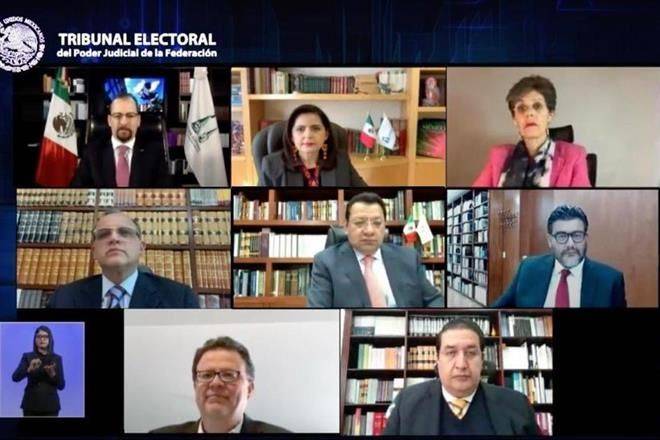Acusan sumisión de TEPJF por quitar ‘tapabocas’ a AMLO