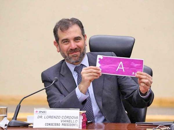 Ciudadanos que apellido inicie con A integrarán mesas directivas