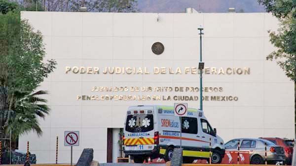Ordenan a médicos revisión para Ancira