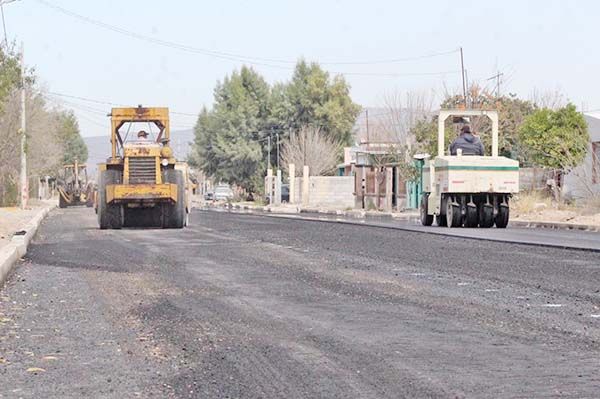 Pavimentan la Constitución de la colonia Pueblo Nuevo