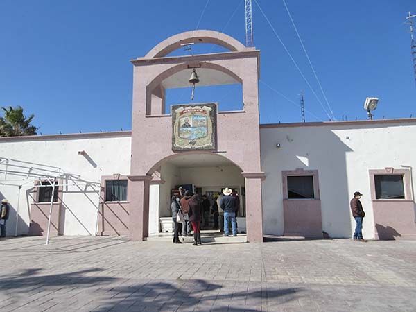 Amenaza con huelga sindicato de Castaños