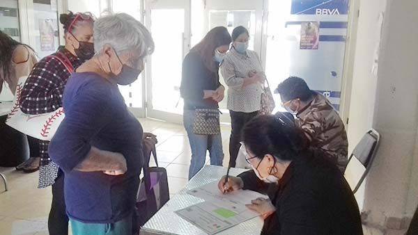 Invitan a inscribirse a adultos mayores