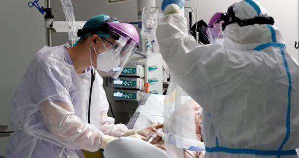 Estados Unidos rebasa la cifra de 500 mil decesos por Covid-19