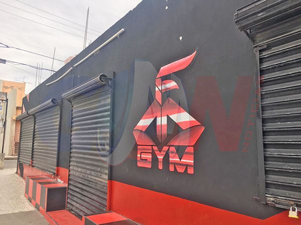 Cierran Gimnasios a solo horas de reabrir