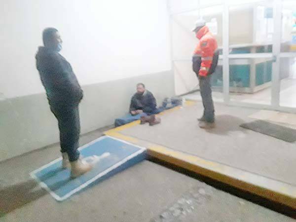 Se niegan indigentes a dormir en albergues