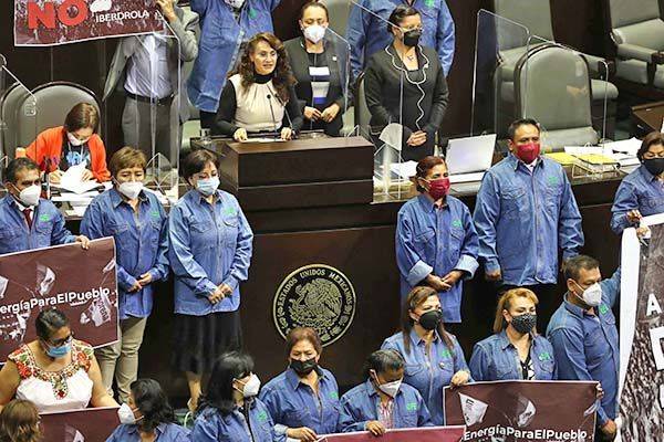 Diputados avala reforma eléctrica de AMLO en lo general